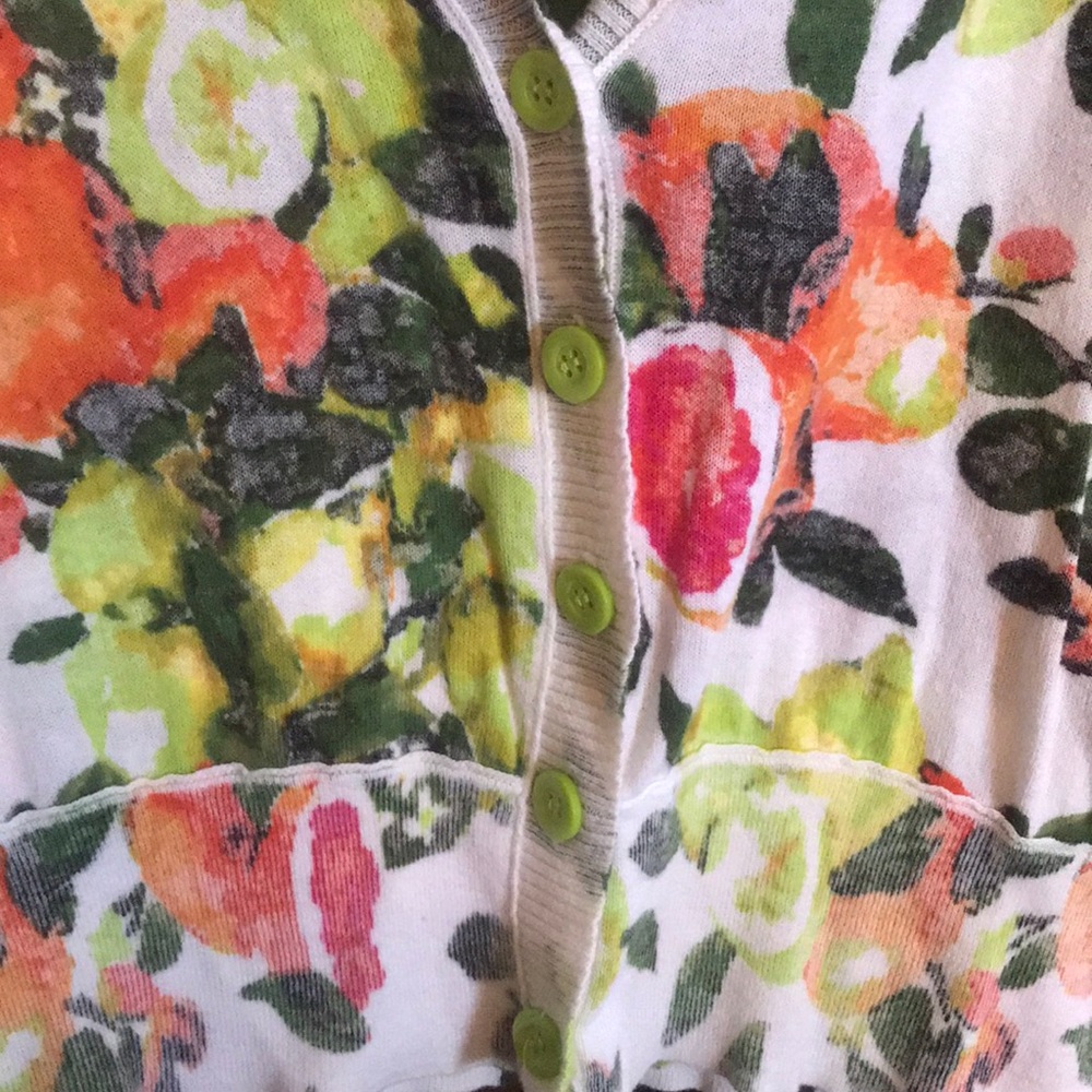 Fruity top